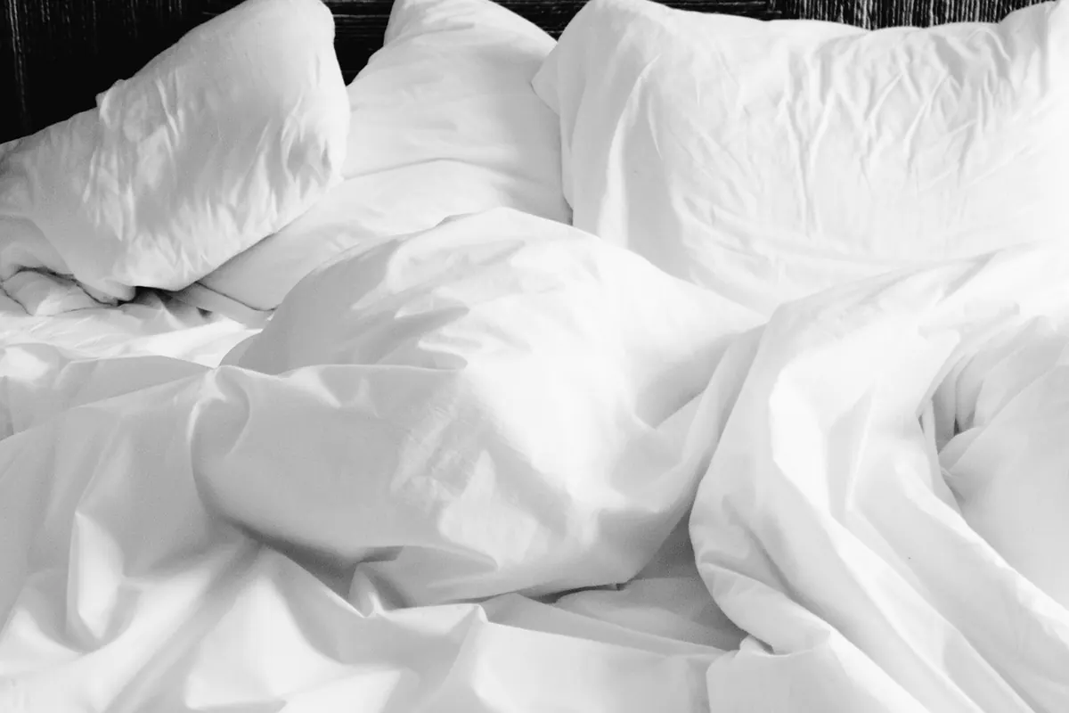 Seasonal Swaps: Why Linen Bedding Works in Autumn and Winter Too
