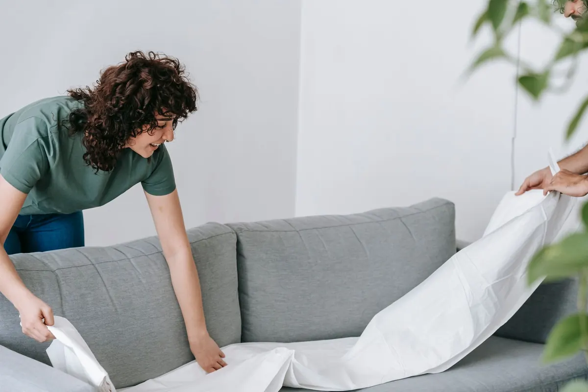 Small Space, Big Linen: Using Linen Home Decor in Flats and Cottages